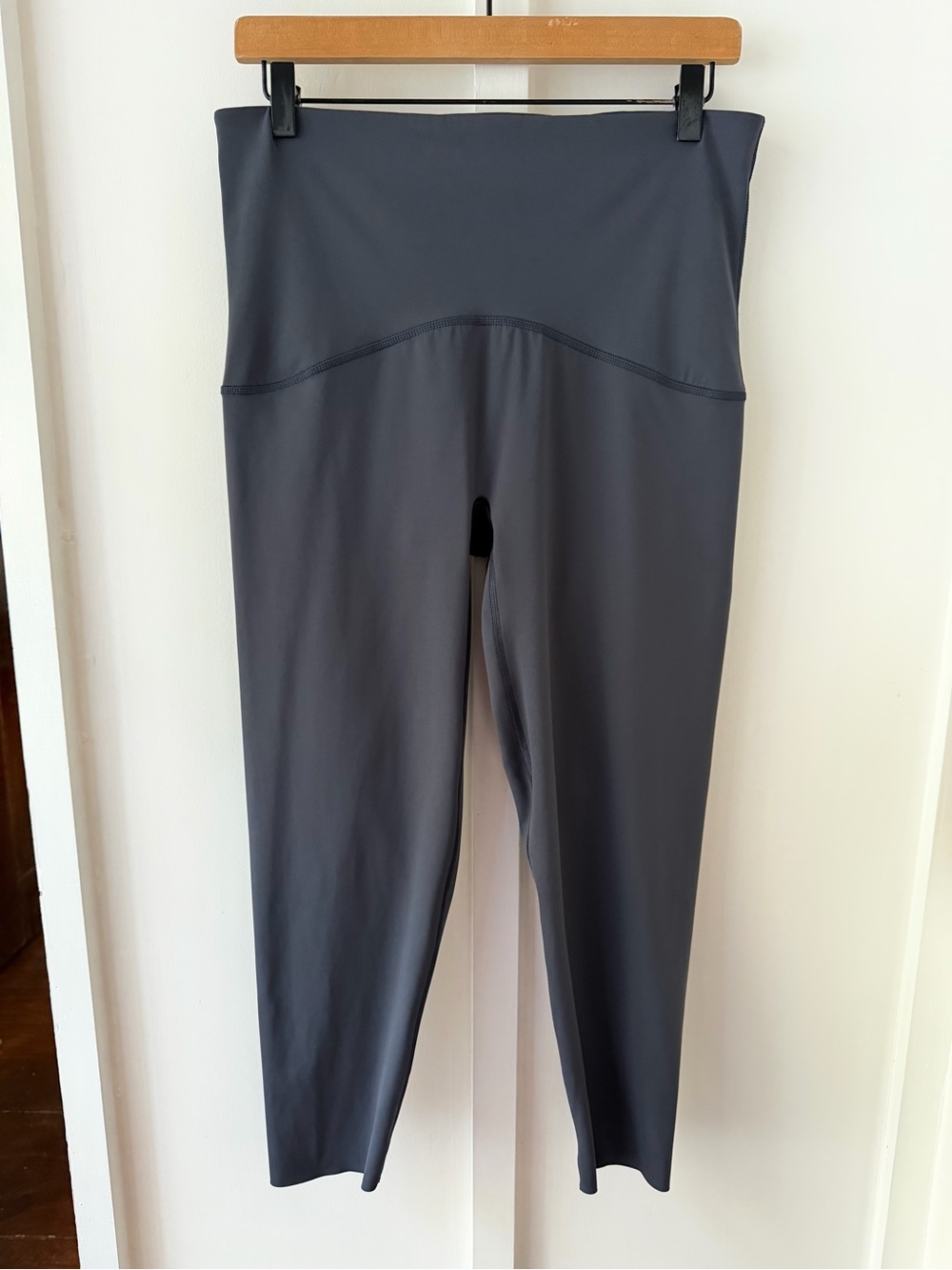 SPANX grey booty boost active crop legging